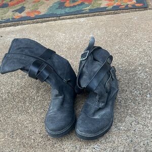 Stylish Black Heeled Boots for Women